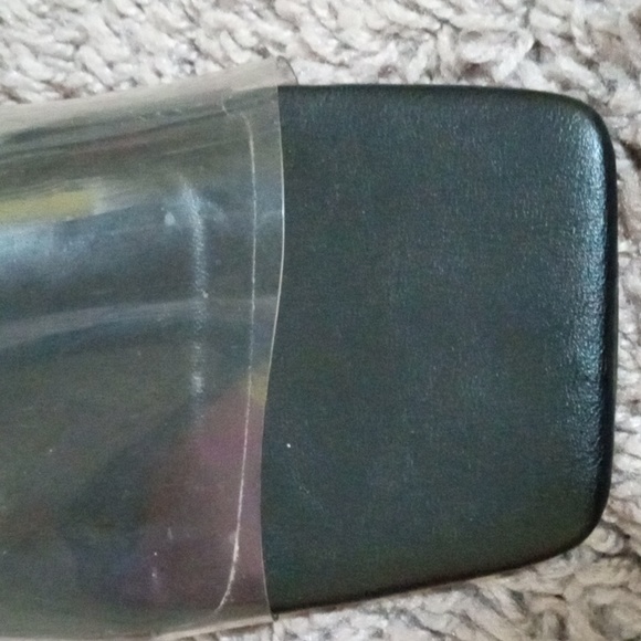 Bamboo shoes 2 pairs plus amazing colors that look great together and separate. - Picture 3 of 9